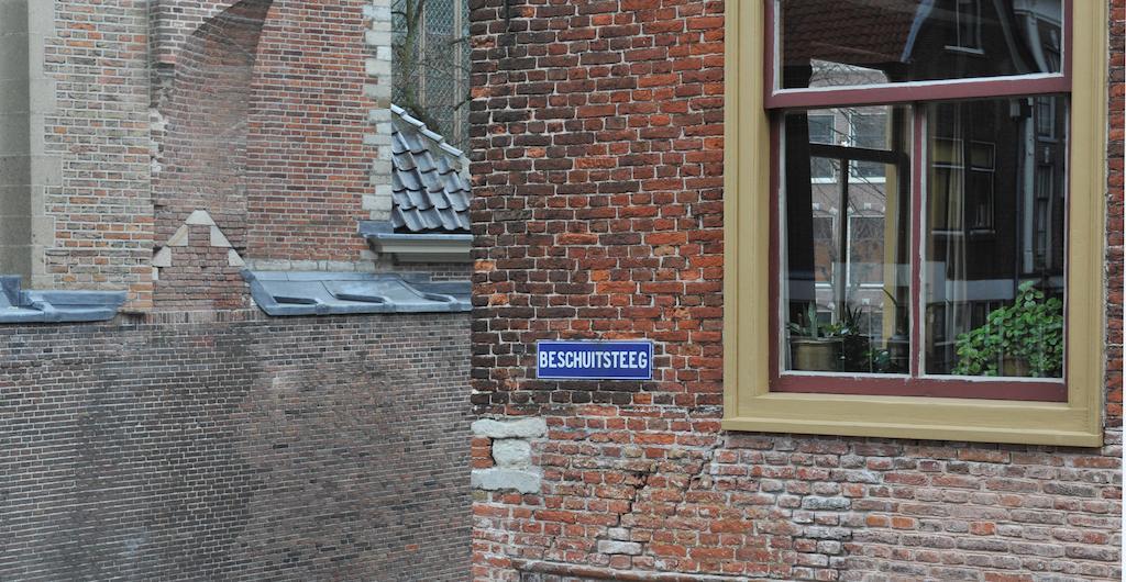 B&B Bed En Beschuit Leiden Exteriör bild