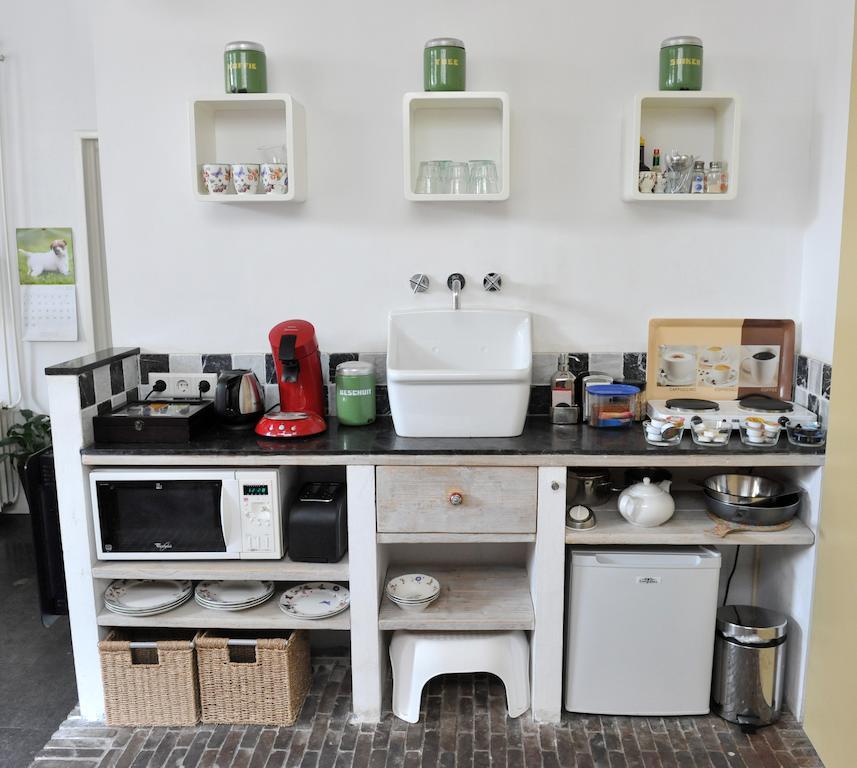 B&B Bed En Beschuit Leiden Rum bild